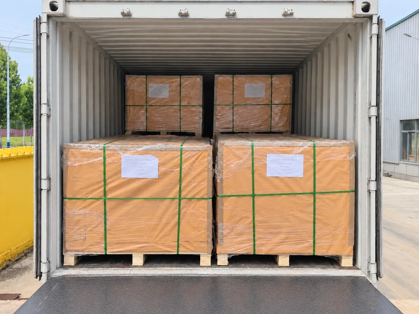 Composite decking cargo arranged in a shipping container