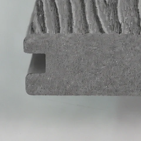 Enlarged cut edge: uniform grey core without an outer protective layer